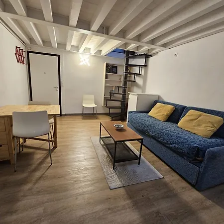Le Duplex Du Vieux Διαμέρισμα Μεντόν